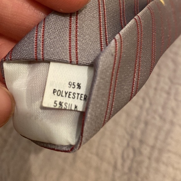 Oscar de la Renta tie. - Picture 8 of 11